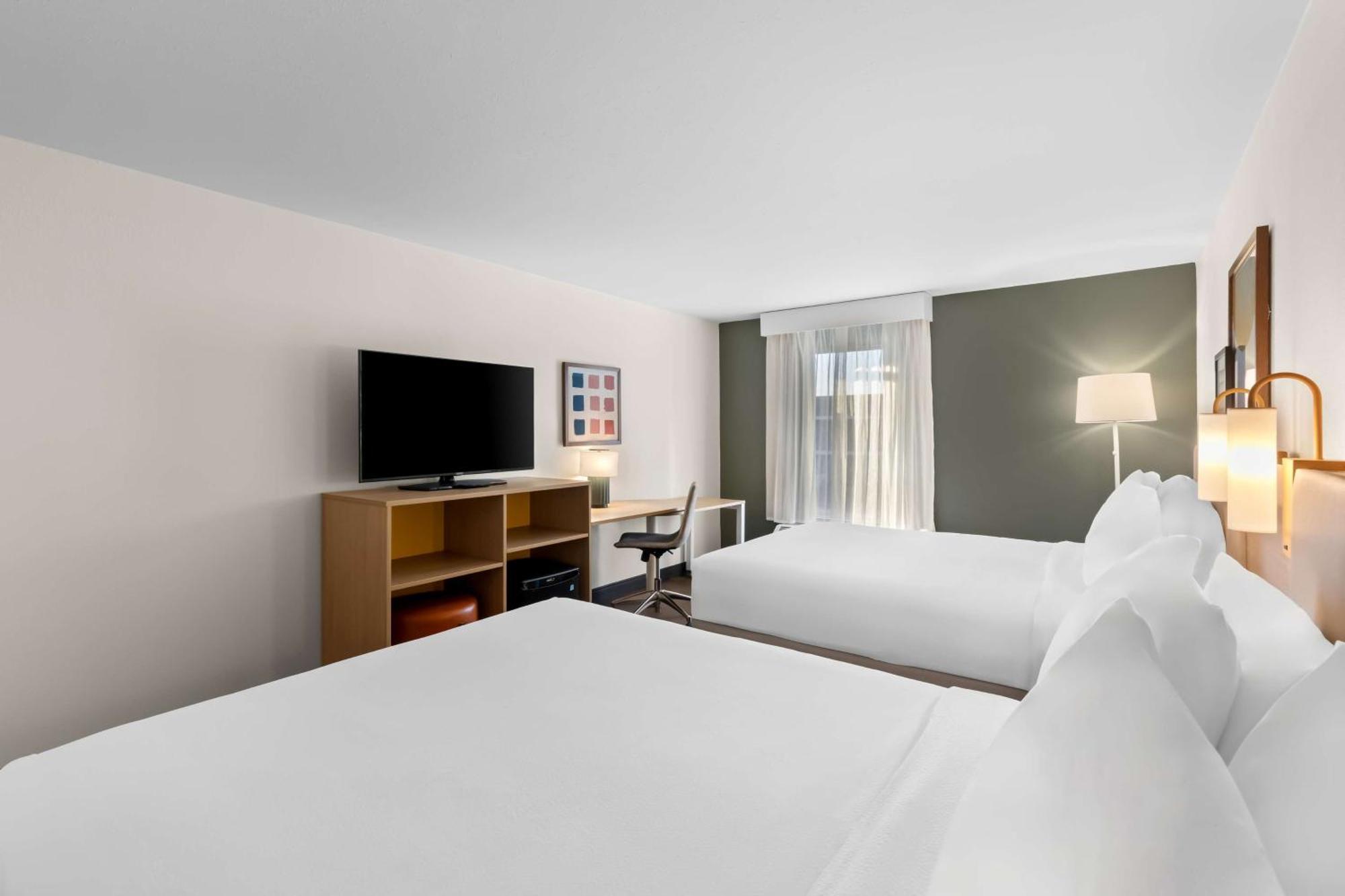 Spark By Hilton Calhoun Bagian luar foto
